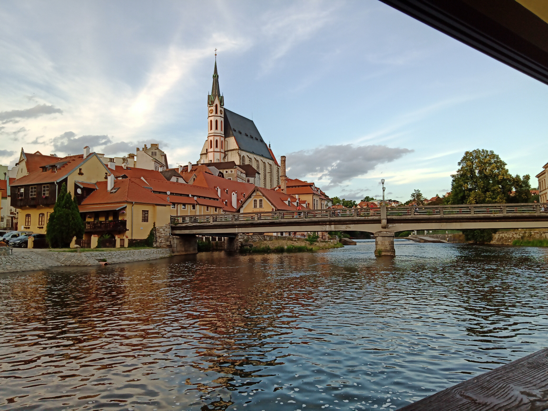 Pohľad na Kostol sv. Víta v Krumlove